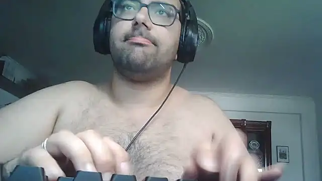 Snapshot of manokiitoo chatting on April 2026 12:56:02 PM manokiitoo online show from April 2026 12:56:02 PM