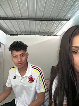 ValenSuarez25 online show from June 2026 06:14:02 PM