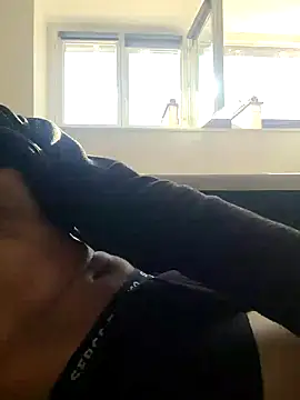 Snapshot of XiaaaaaaV chatting on January 2025 01:37:02 PM XiaaaaaaV online show from January 2025 01:37:02 PM