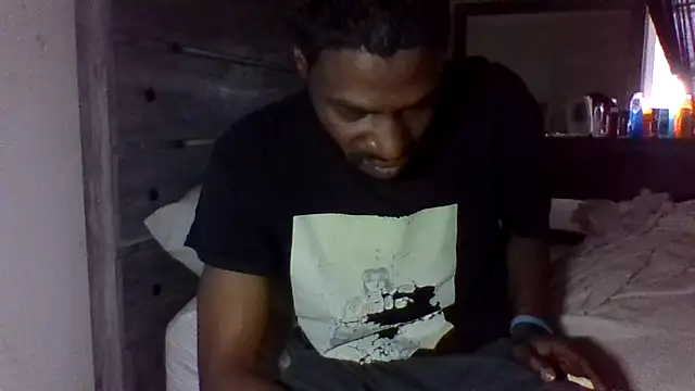 Mcoleman4642 online show from February 2026 03:47:02 PM