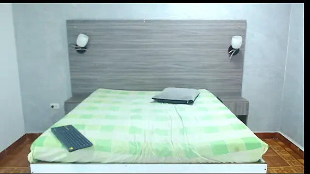 Loony Zion online show from January 2026 01:03:01 PM