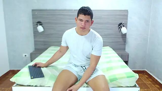 Loony Zion online show from November 2025 01:00:01 PM