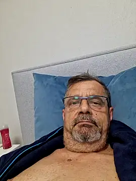 axecoman60 online show from February 2025 06:09:02 PM