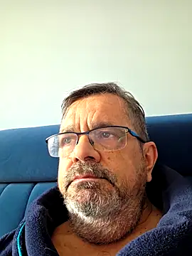 axecoman60 online show from February 2026 08:42:01 AM