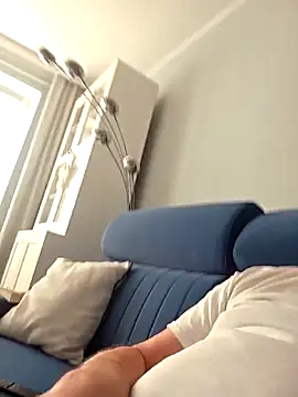 axecoman60 online show from March 2026 07:11:02 AM