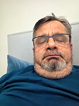 axecoman60 online show from February 2026 07:59:02 PM