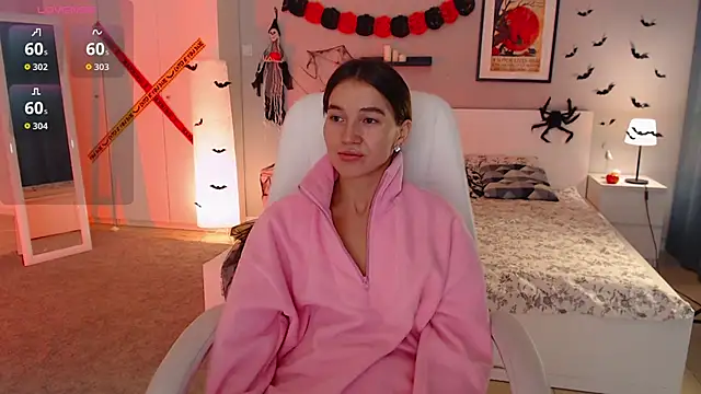 Bellla Haddid online show from October 2025 01:13:01 AM