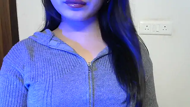 amrita2210 online show from March 2026 08:11:01 PM