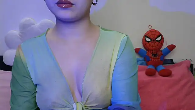 amrita2210 online show from June 2026 06:02:01 PM