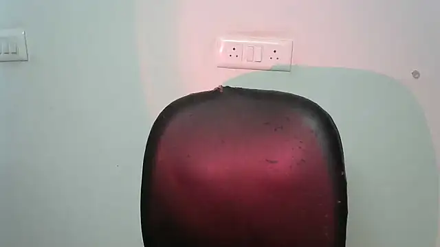 amrita2210 online show from February 2026 09:03:01 PM