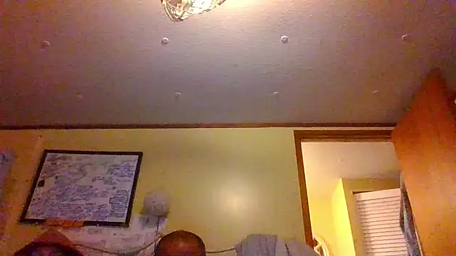 Snapshot of raybo715 chatting on June 2026 06:18:02 AM raybo715 online show from June 2026 06:18:02 AM