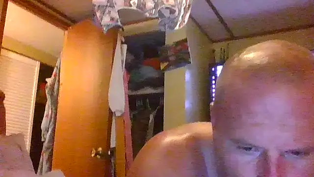 Snapshot of raybo715 chatting on June 2026 03:03:02 AM raybo715 online show from June 2026 03:03:02 AM