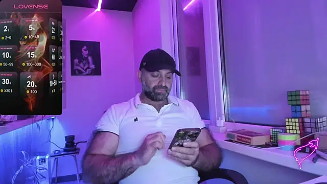 MAGABEAR077 online show from September 2025 10:54:01 AM