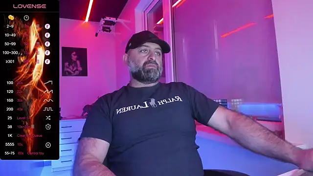 MAGABEAR077 online show from May 2026 03:02:01 AM