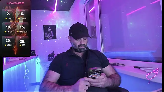 MAGABEAR077 online show from November 2025 01:32:02 PM