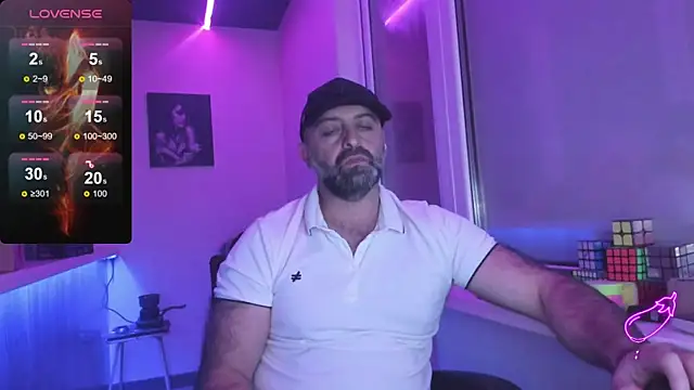 MAGABEAR077 online show from September 2025 09:11:01 PM