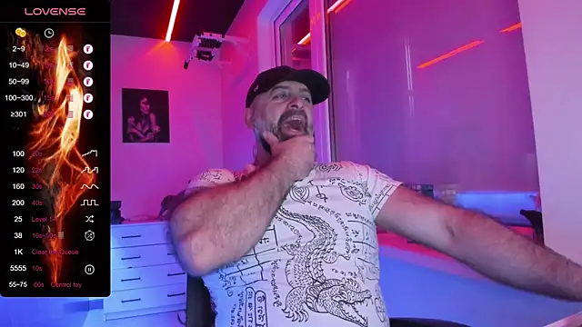 MAGABEAR077 online show from May 2026 01:26:01 AM