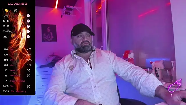 MAGABEAR077 online show from January 2026 07:39:01 PM