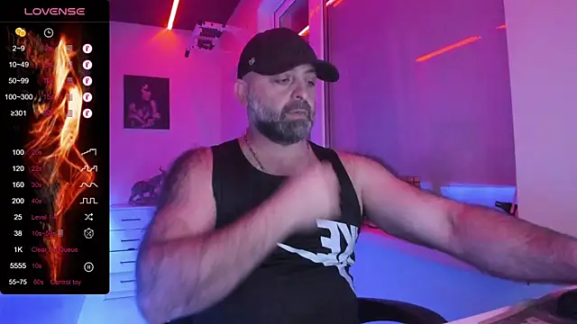 MAGABEAR077 online show from April 2026 08:02:01 PM