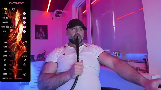 MAGABEAR077 online show from May 2026 06:50:01 AM