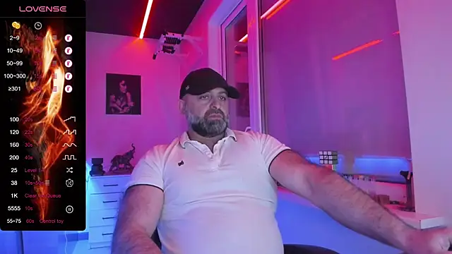 MAGABEAR077 online show from May 2026 05:21:02 PM