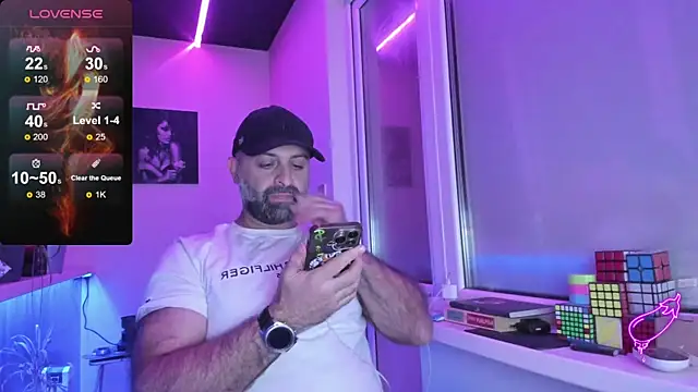 MAGABEAR077 online show from September 2025 03:30:01 PM
