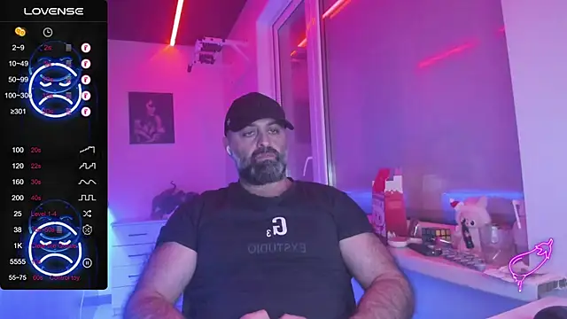 MAGABEAR077 online show from January 2026 10:44:01 AM