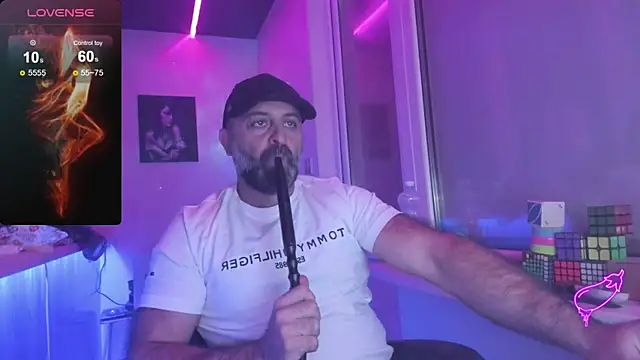 MAGABEAR077 online show from November 2025 07:39:01 PM