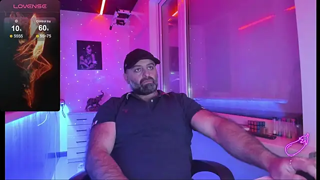 MAGABEAR077 online show from December 2025 08:19:02 AM