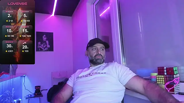 MAGABEAR077 online show from September 2025 09:08:02 AM
