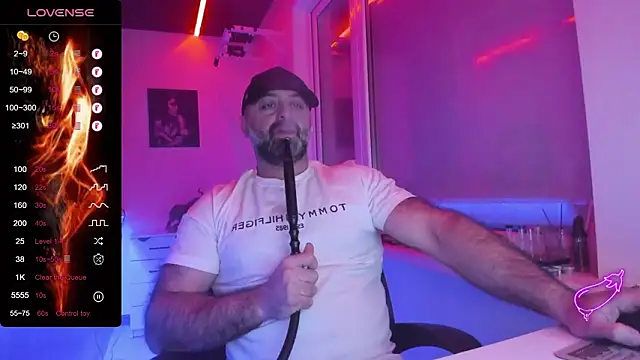 MAGABEAR077 online show from February 2026 04:26:02 PM