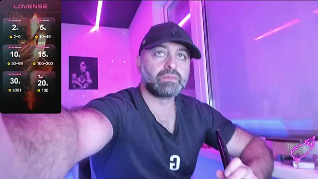 MAGABEAR077 online show from November 2025 07:52:02 PM