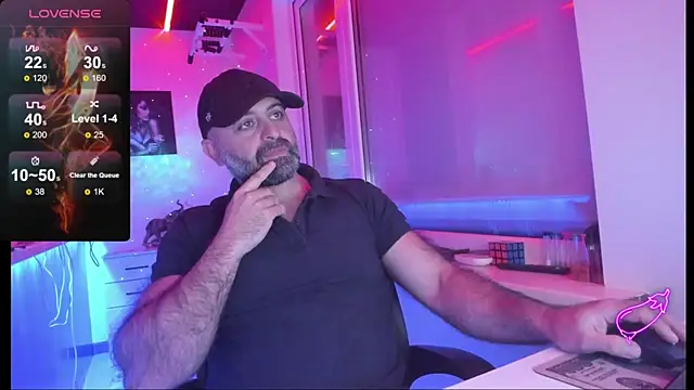 MAGABEAR077 online show from December 2025 05:32:02 AM