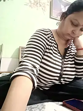 Kavya kapoor online show from December 2025 05:41:02 PM