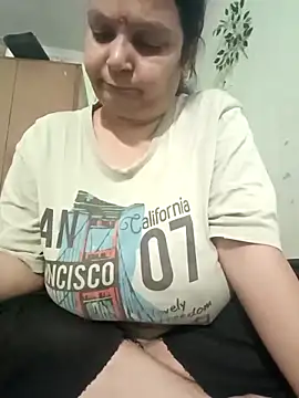 Kavya kapoor online show from November 2025 05:39:02 PM