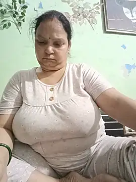 Kavya kapoor online show from May 2026 05:19:01 PM