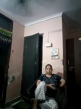 Kavya kapoor online show from March 2025 01:08:01 PM