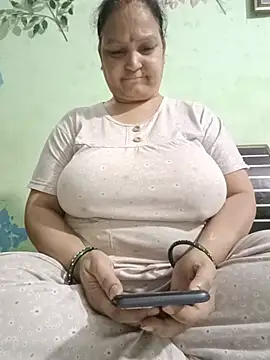 Snapshot of Kavya_kapoor chatting on June 2026 09:09:02 AM Kavya kapoor online show from June 2026 09:09:02 AM