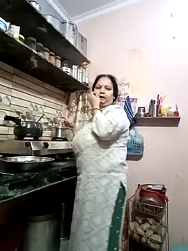 Kavya kapoor online show from February 2026 03:26:02 AM