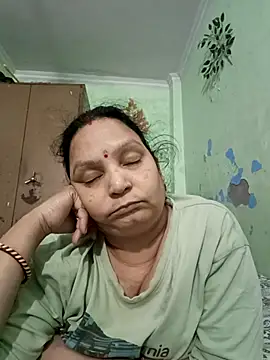 Kavya kapoor online show from October 2025 08:49:02 AM