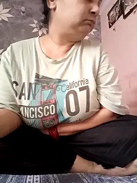 Kavya kapoor online show from November 2025 04:39:01 AM