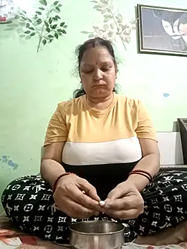Kavya kapoor online show from March 2025 08:31:01 AM