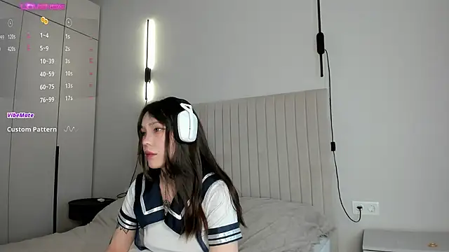 Dark Ester online show from February 2026 08:36:02 AM