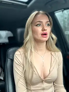 Snapshot of Devill_Angel_ chatting on November 2025 10:29:02 AM Devill Angel online show from November 2025 10:29:02 AM