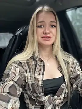 Snapshot of Devill_Angel_ chatting on November 2025 09:13:01 AM Devill Angel online show from November 2025 09:13:01 AM