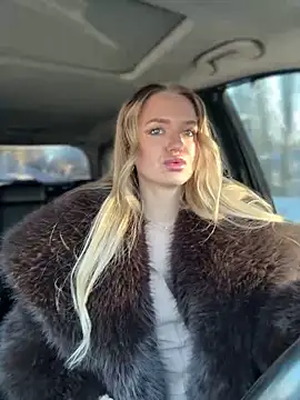 Devill Angel  online show from February 2026 10:24:02 AM