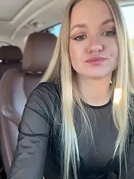 Devill Angel  online show from February 2025 01:40:02 PM