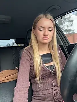 Devill Angel  online show from April 2026 12:29:02 PM