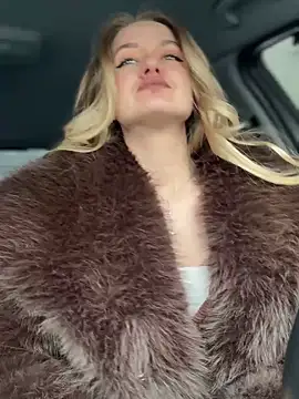 Devill Angel  online show from February 2026 11:10:02 AM