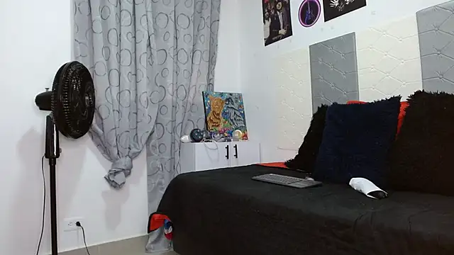 scarlett  morgan online show from February 2026 02:13:02 PM